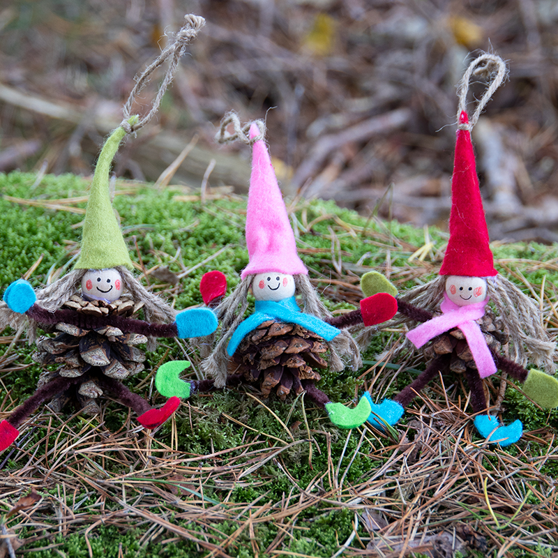 Christmas pine cone crafts with pipe cleaners, elves