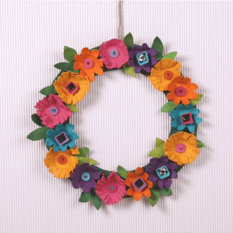 Easter craft ideas – egg box wreath 